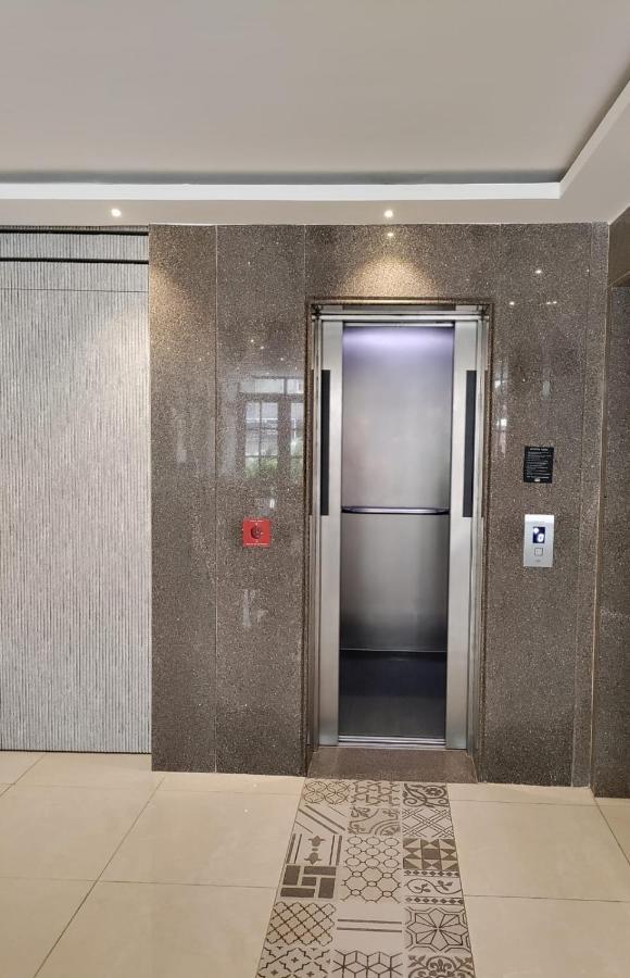 Regenta Inn 4Th Block Koramangala Bengaluru Kültér fotó