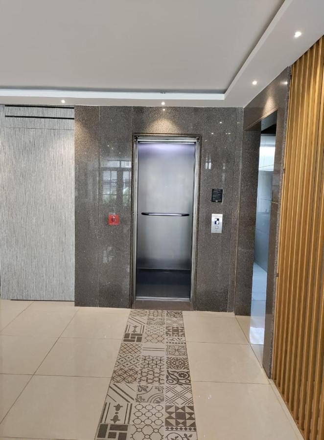 Regenta Inn 4Th Block Koramangala Bengaluru Kültér fotó
